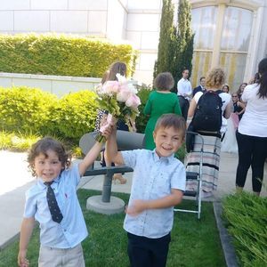 Meet your Posher, Kneel